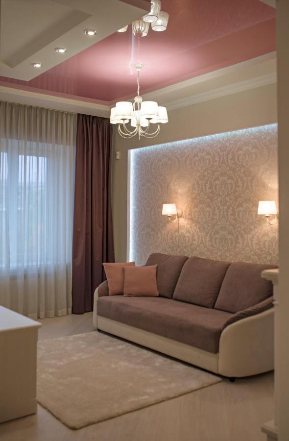 Remarkable Appartments In Town Center ポルタヴァ エクステリア 写真